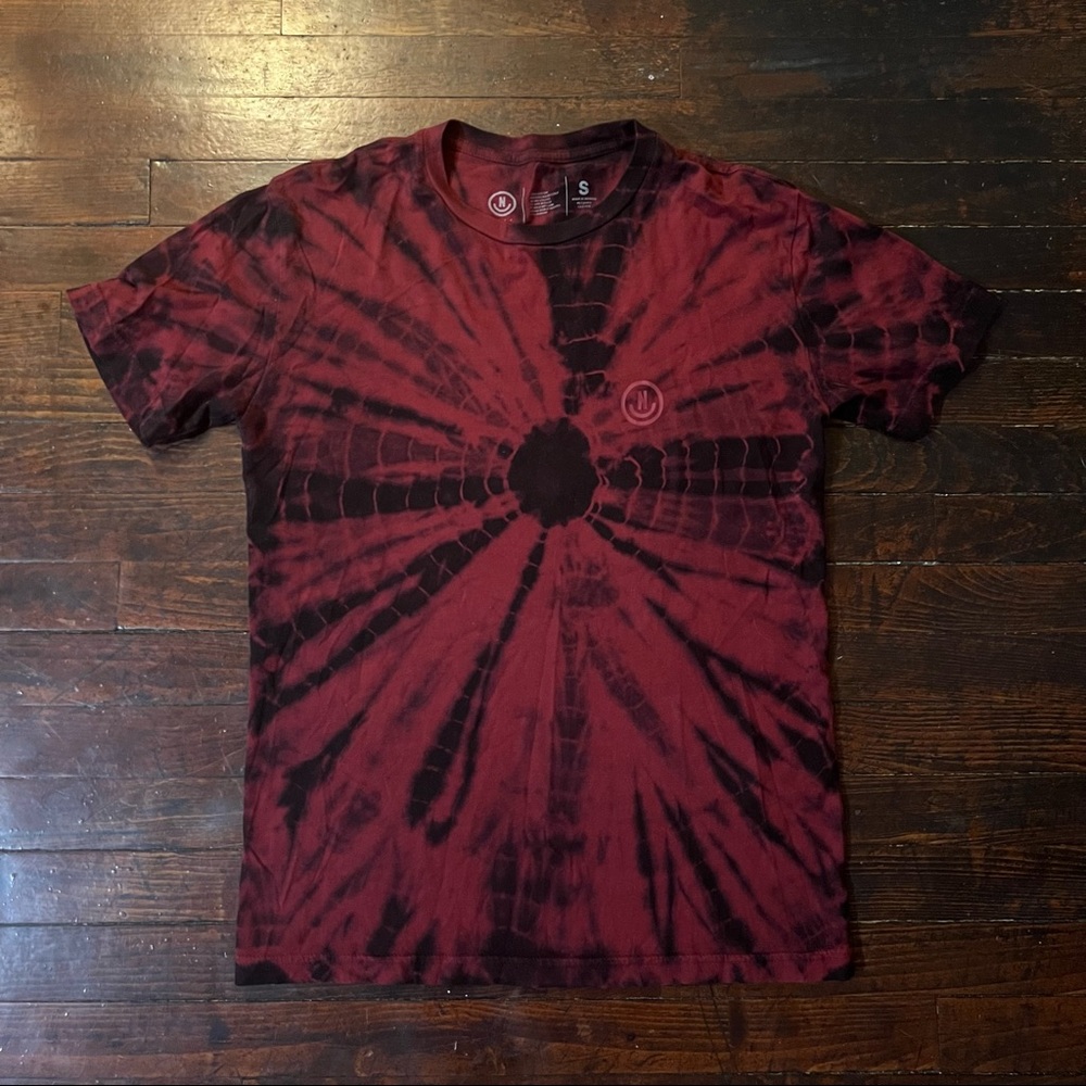 Men's Tie Dye Burgundy Tee